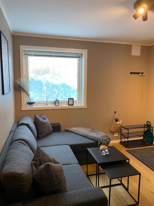 Aurora Apartment Very Close To Cable Car And Sherpatrappa Tromso Exterior photo